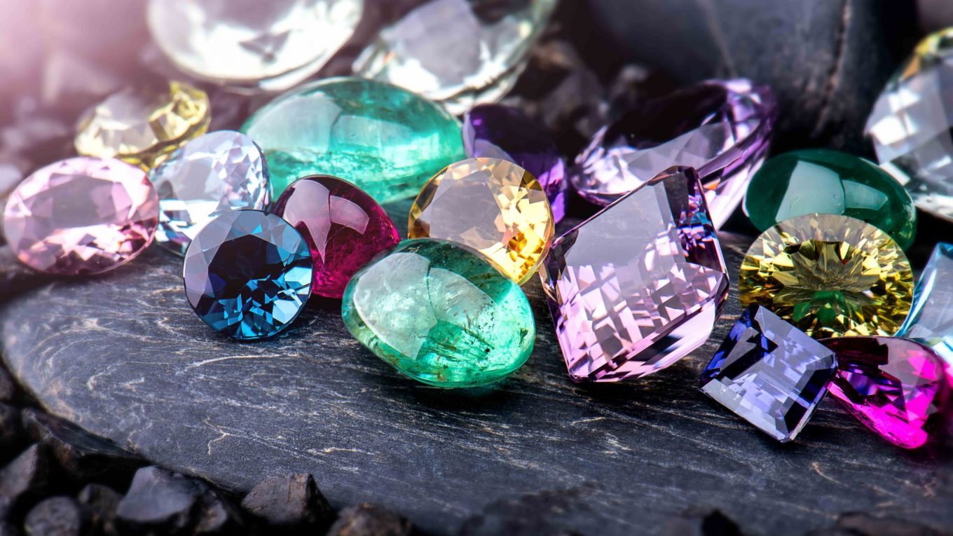 Comment choisir la couleur des bagues diamants ?